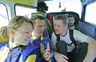  Antes del salto en paracaídas 